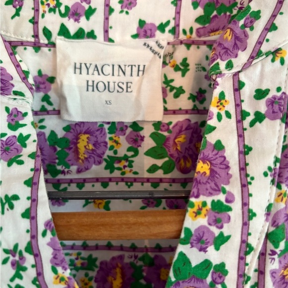 Hyacinth House floral peplum top size can - Picture 2 of 6